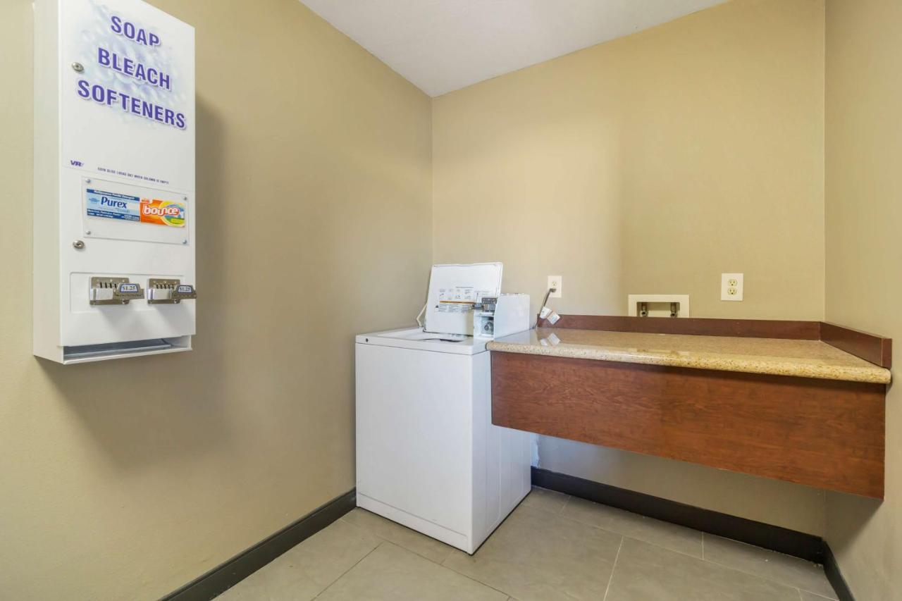Western Downtown Hotel 4*